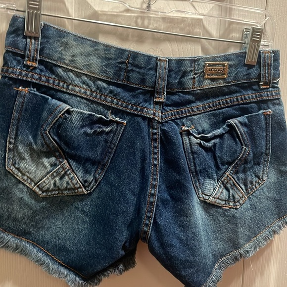 23 Graus denim shorts - sexy - patchwork. Brazil - Picture 4 of 5